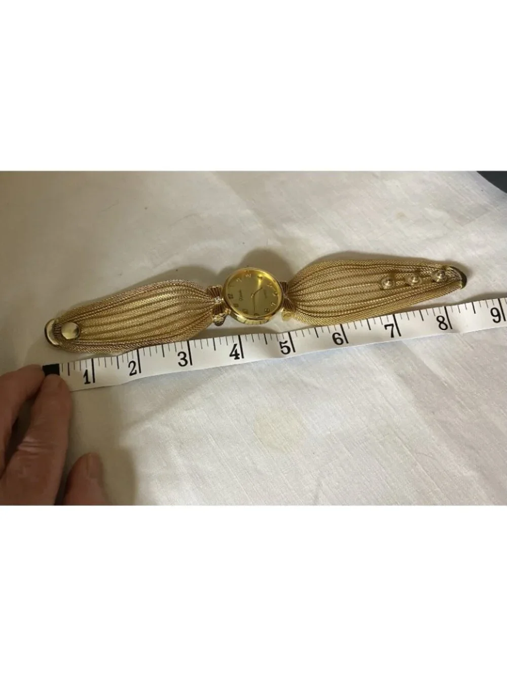 Vtg Women Xanadu Quartz Rhinestone Mesh Watch Gold Tone Snaps Needs Battery
